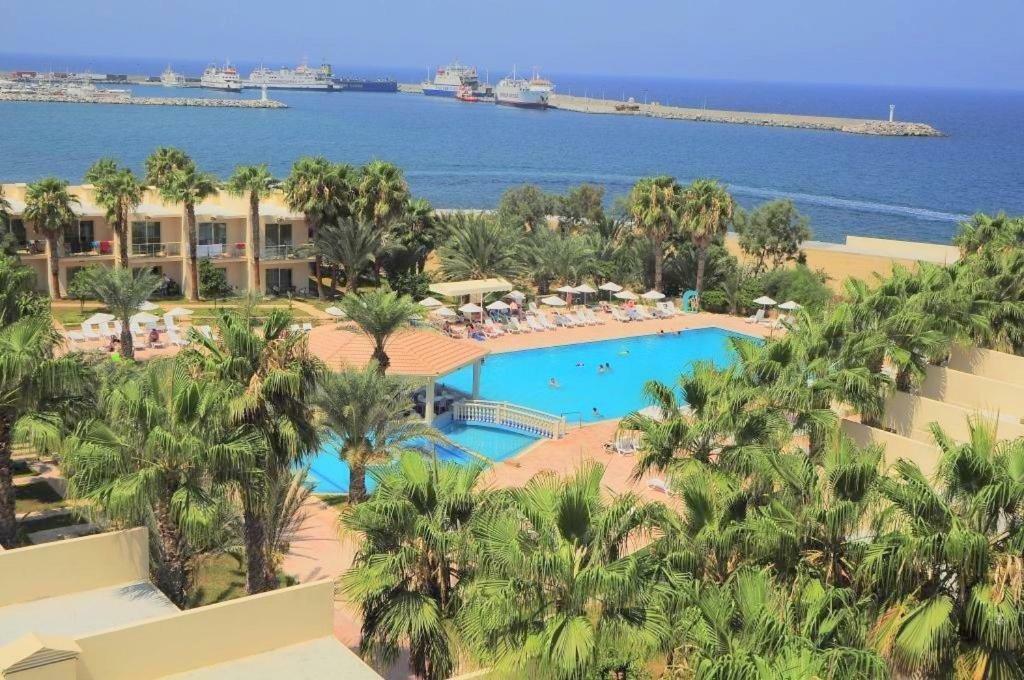 Oscar Beachfront Resort & Spa & Casino Kyrenia  Luaran gambar