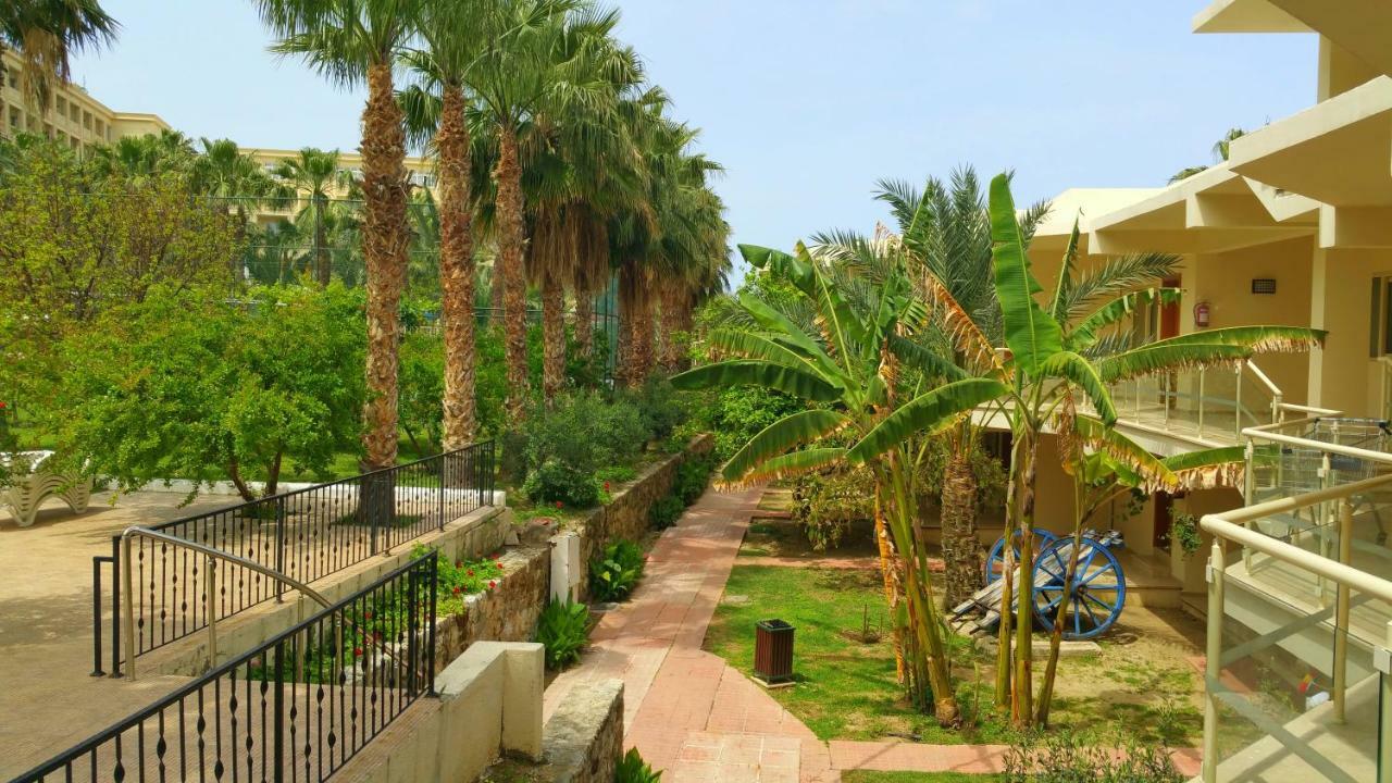 Oscar Beachfront Resort & Spa & Casino Kyrenia  Luaran gambar
